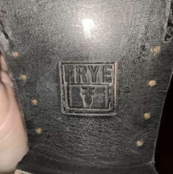 BRAND NEW Frye Melissa Distressed boots Size 8 - Picture 6 of 7